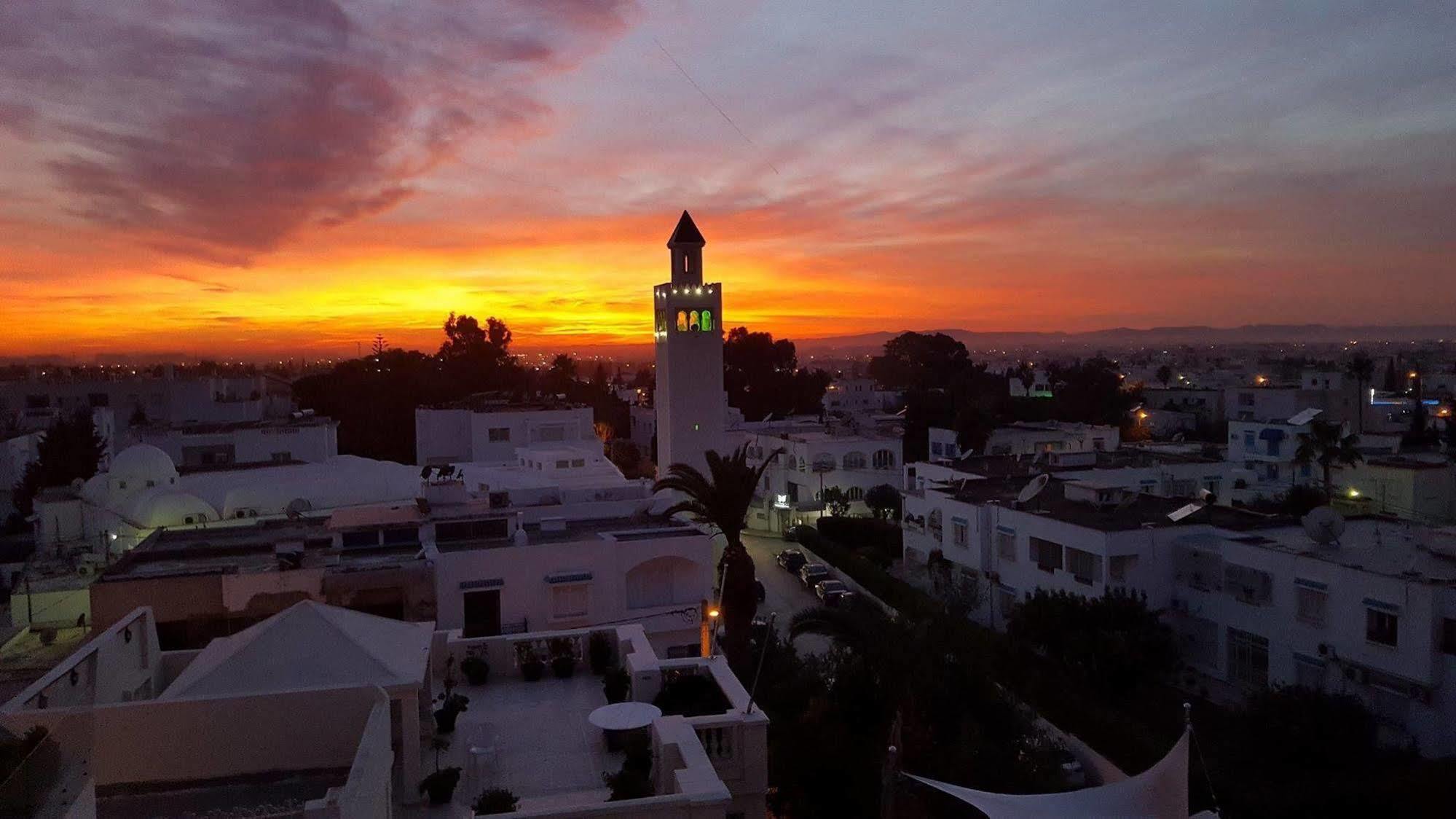 Maison D'Hotes Dar Ennassim La Marsa Luaran gambar